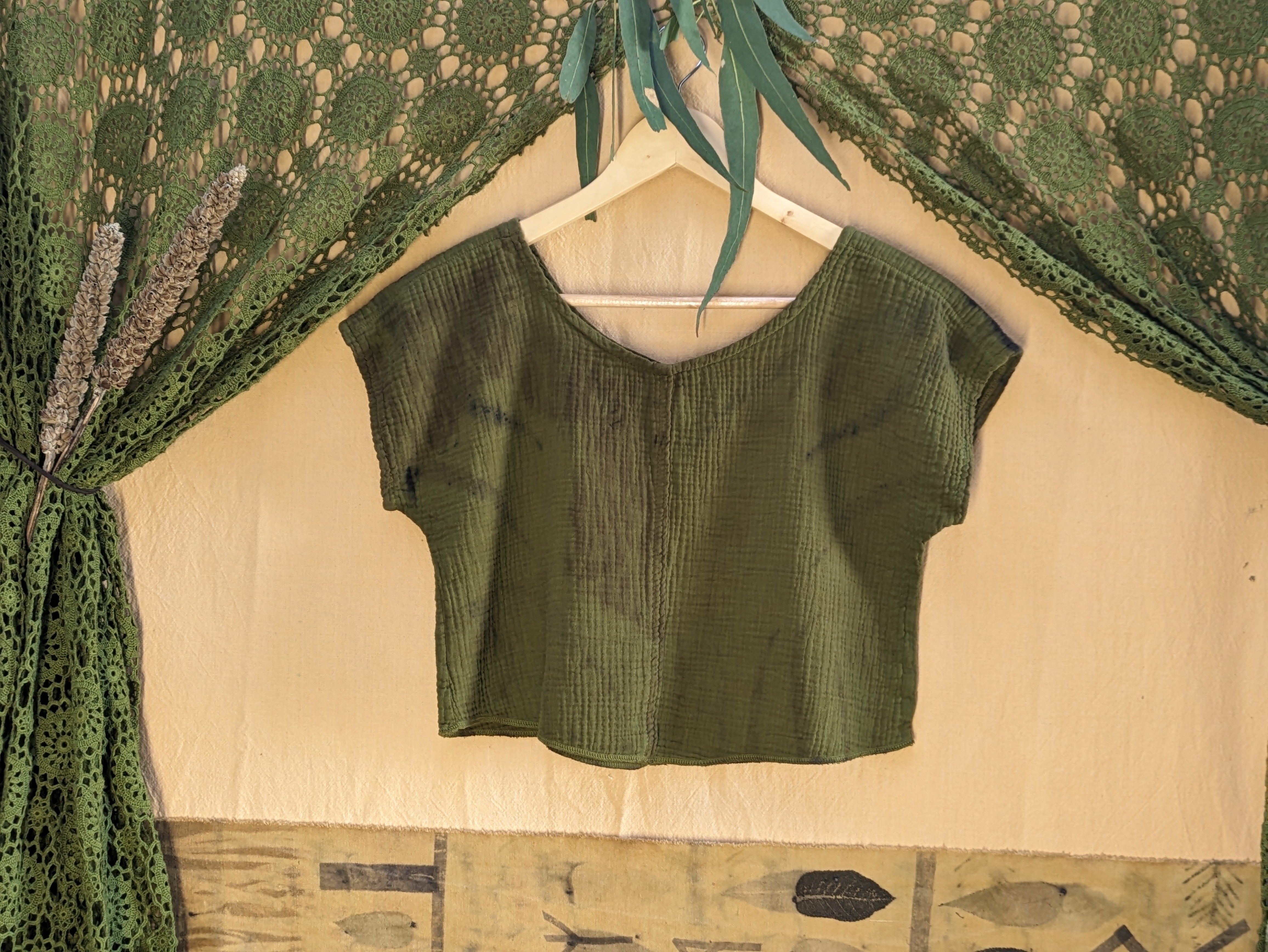 Cotton Hazel Top in Olive