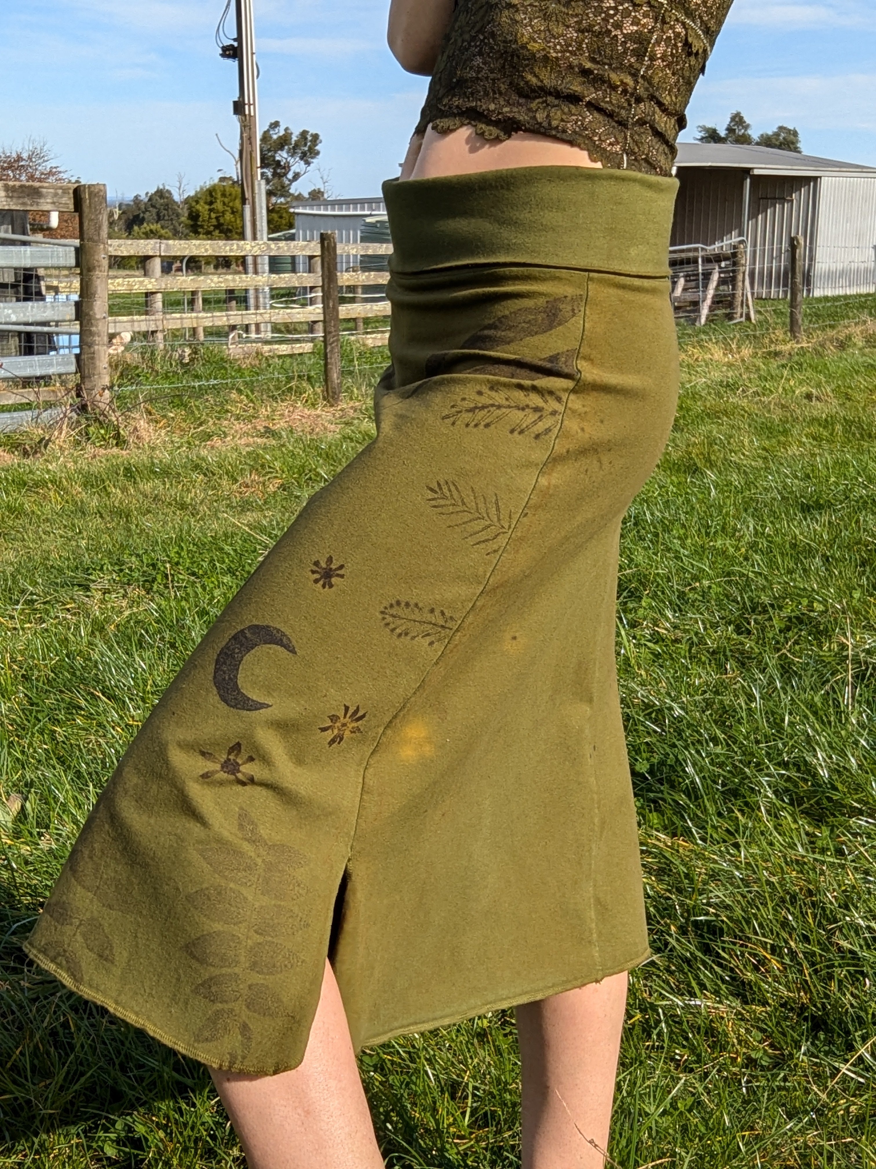 Heavy Hemp  3/4 Skirt Green