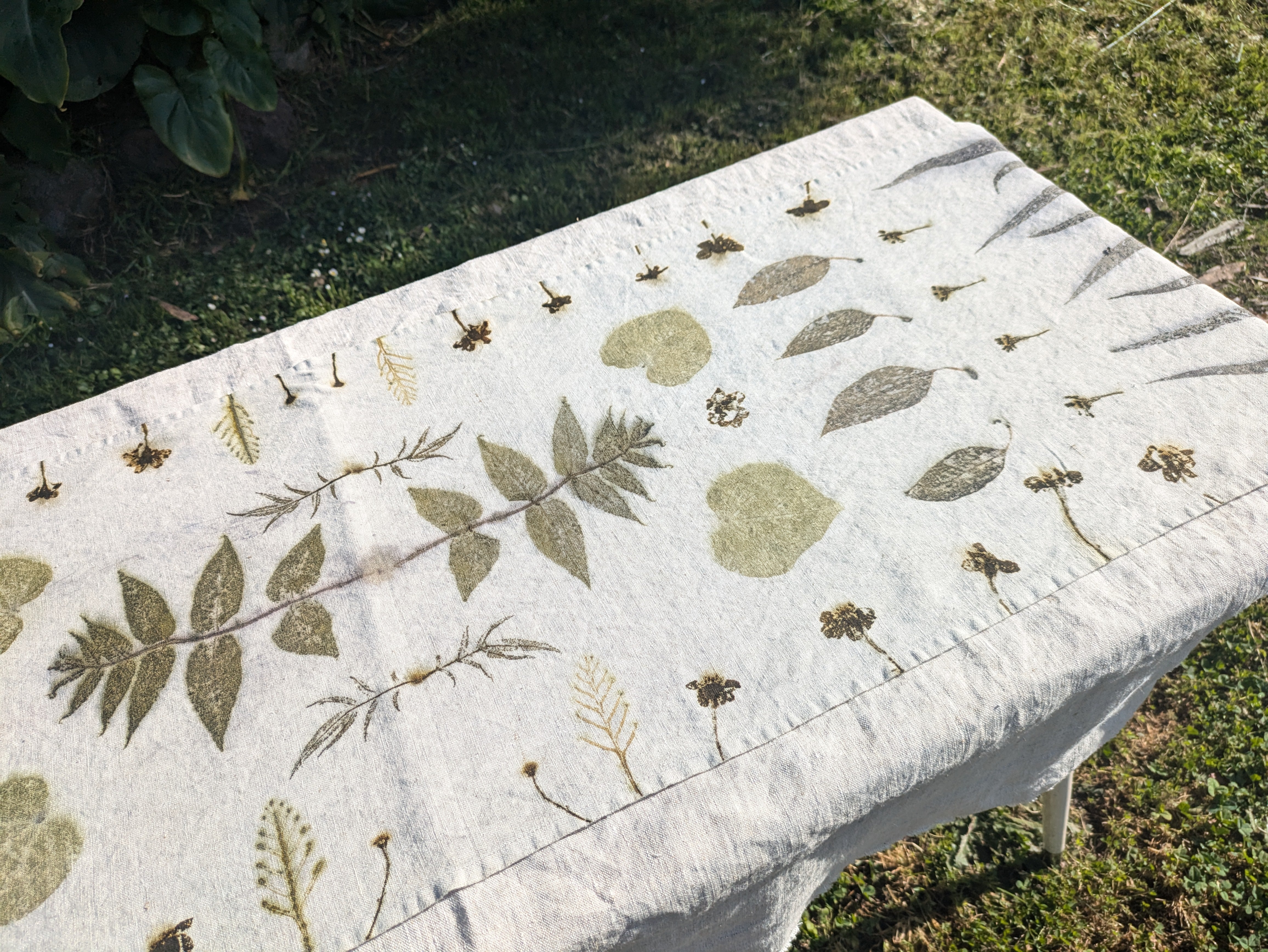 Botanically Printed Linen Table Runner 1