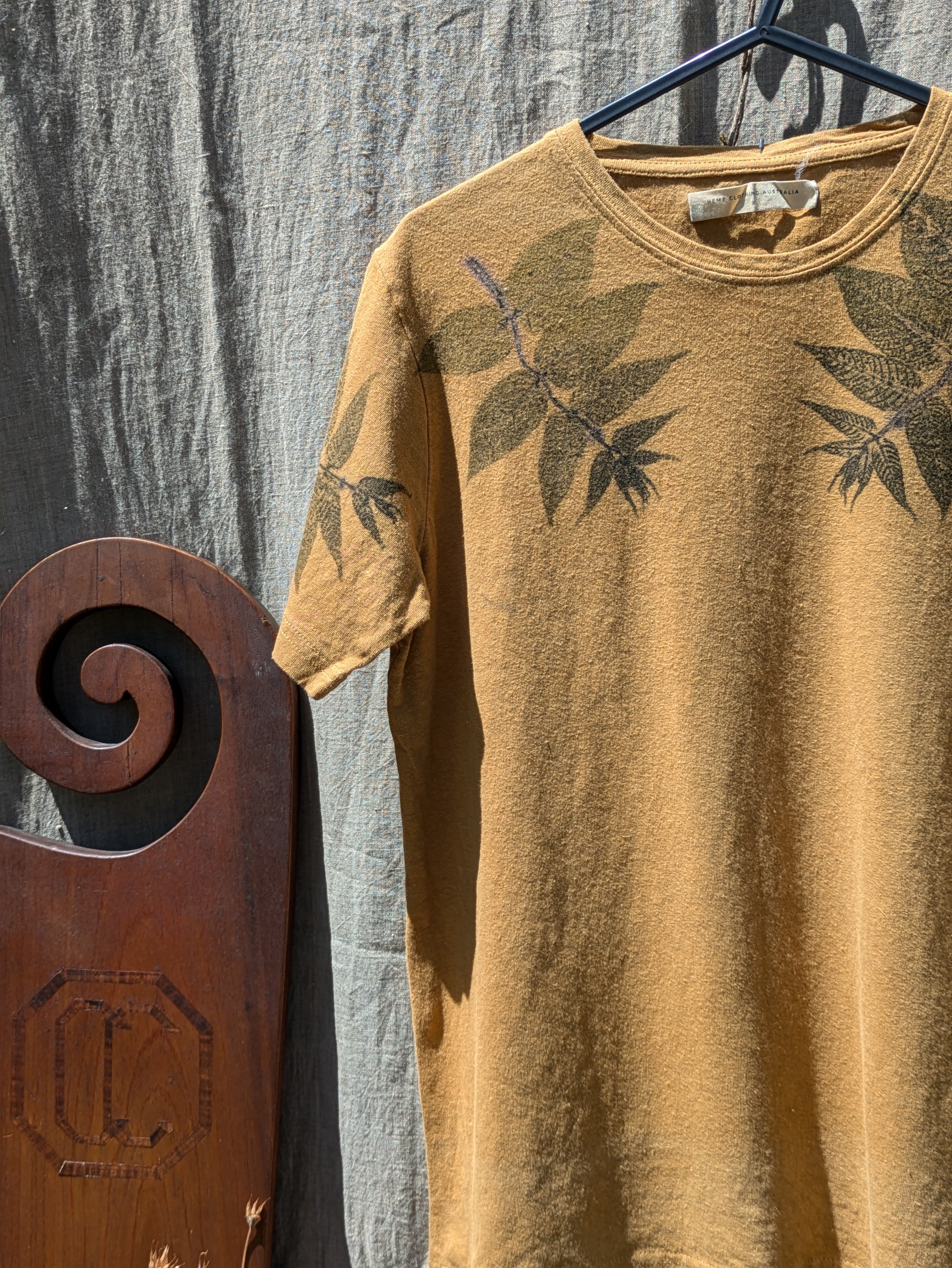 Botanically Printed Hemp Classic Shape T-shirt 5