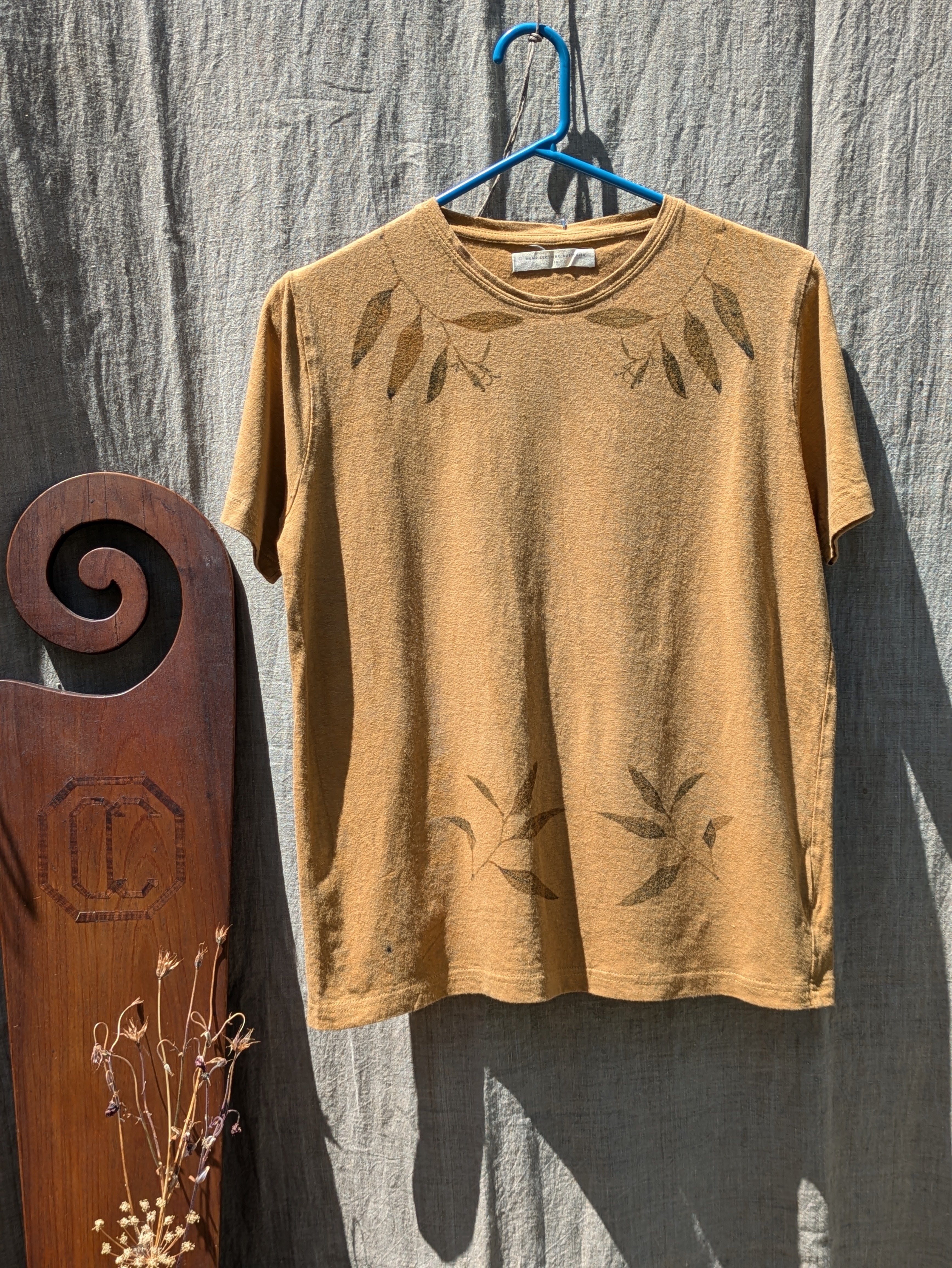 Botanically Printed Hemp Classic Shape T-shirt 4