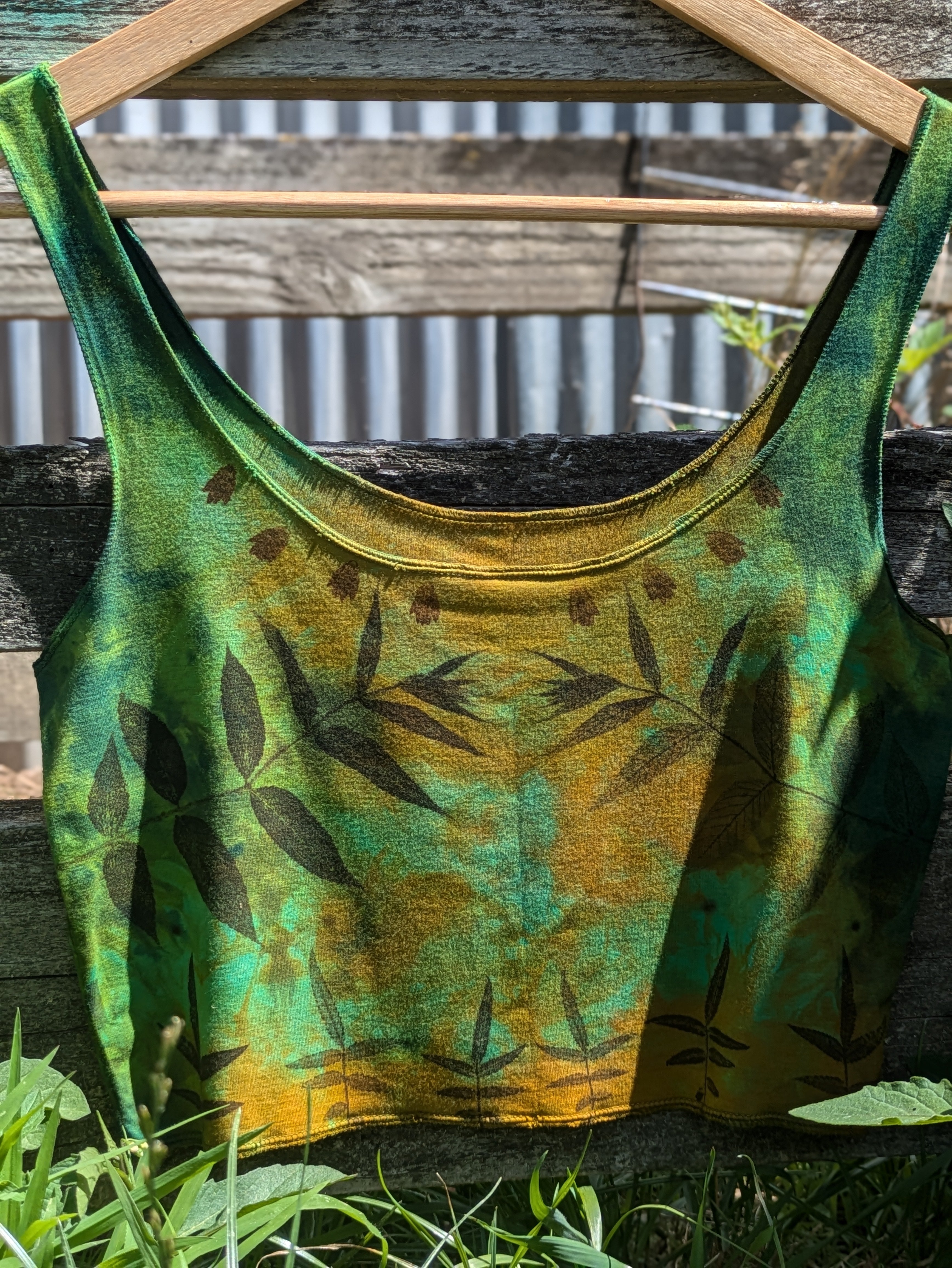 Bamboo Crop Top Ice Dyed Emerald Forest