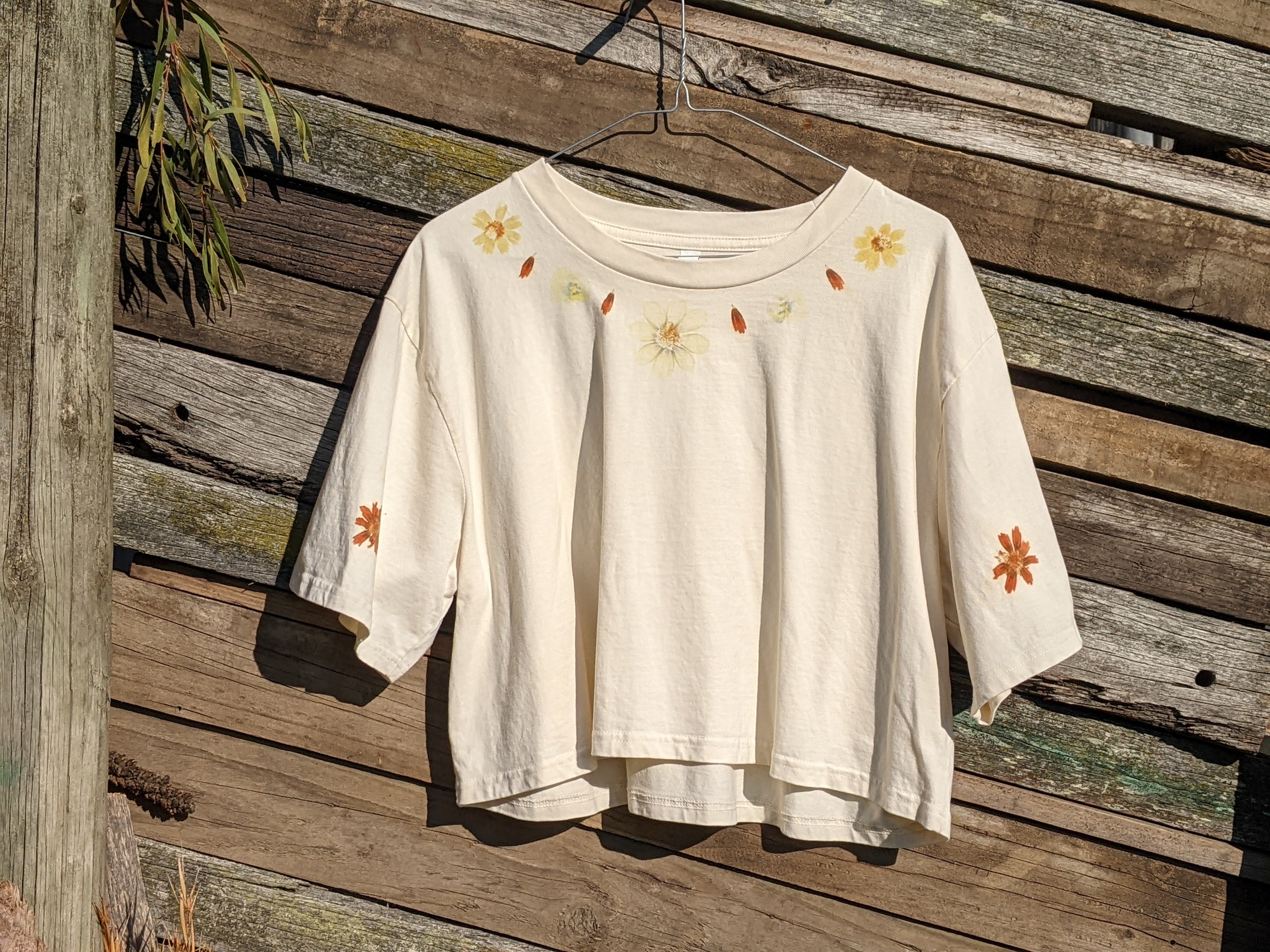 Cropped Cotton Tee ~ XL ~ Flower Pounded