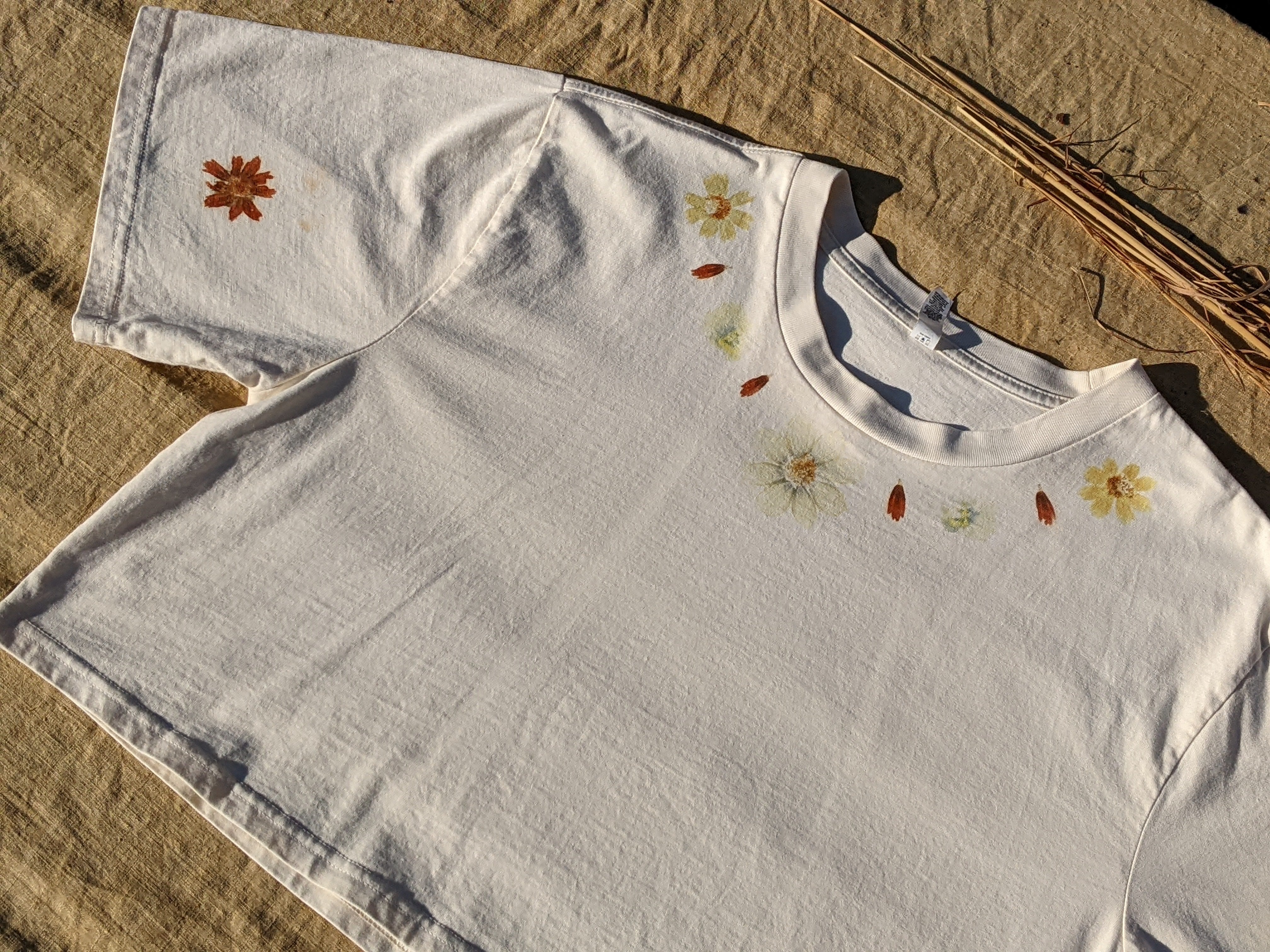 Cropped Cotton Tee ~ XL ~ Flower Pounded