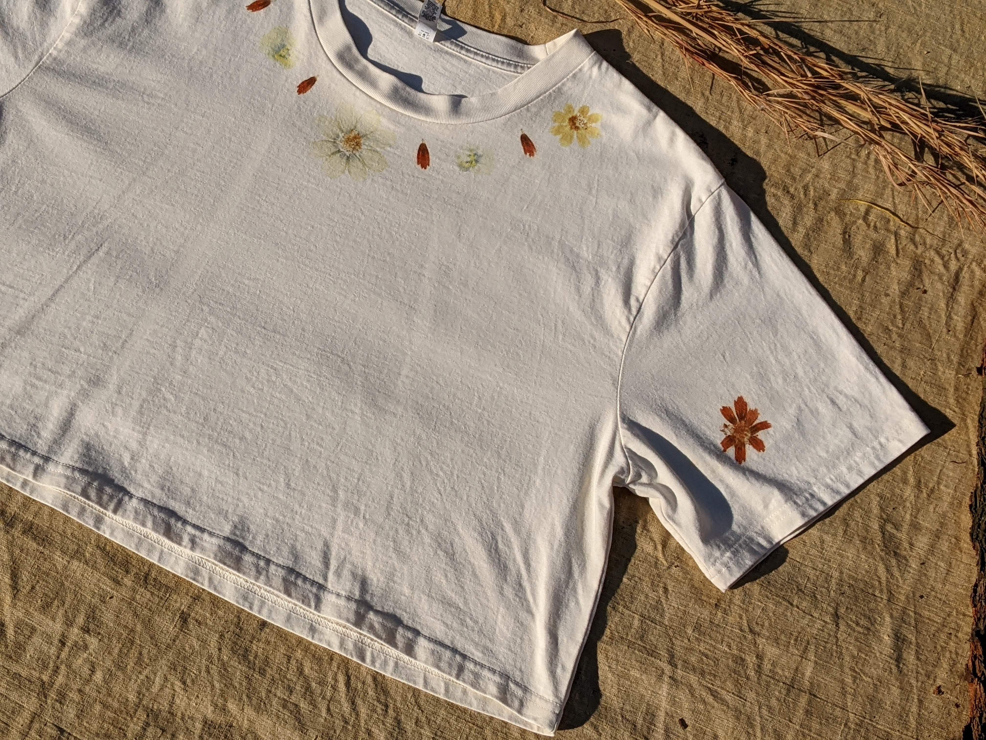 Cropped Cotton Tee ~ XL ~ Flower Pounded