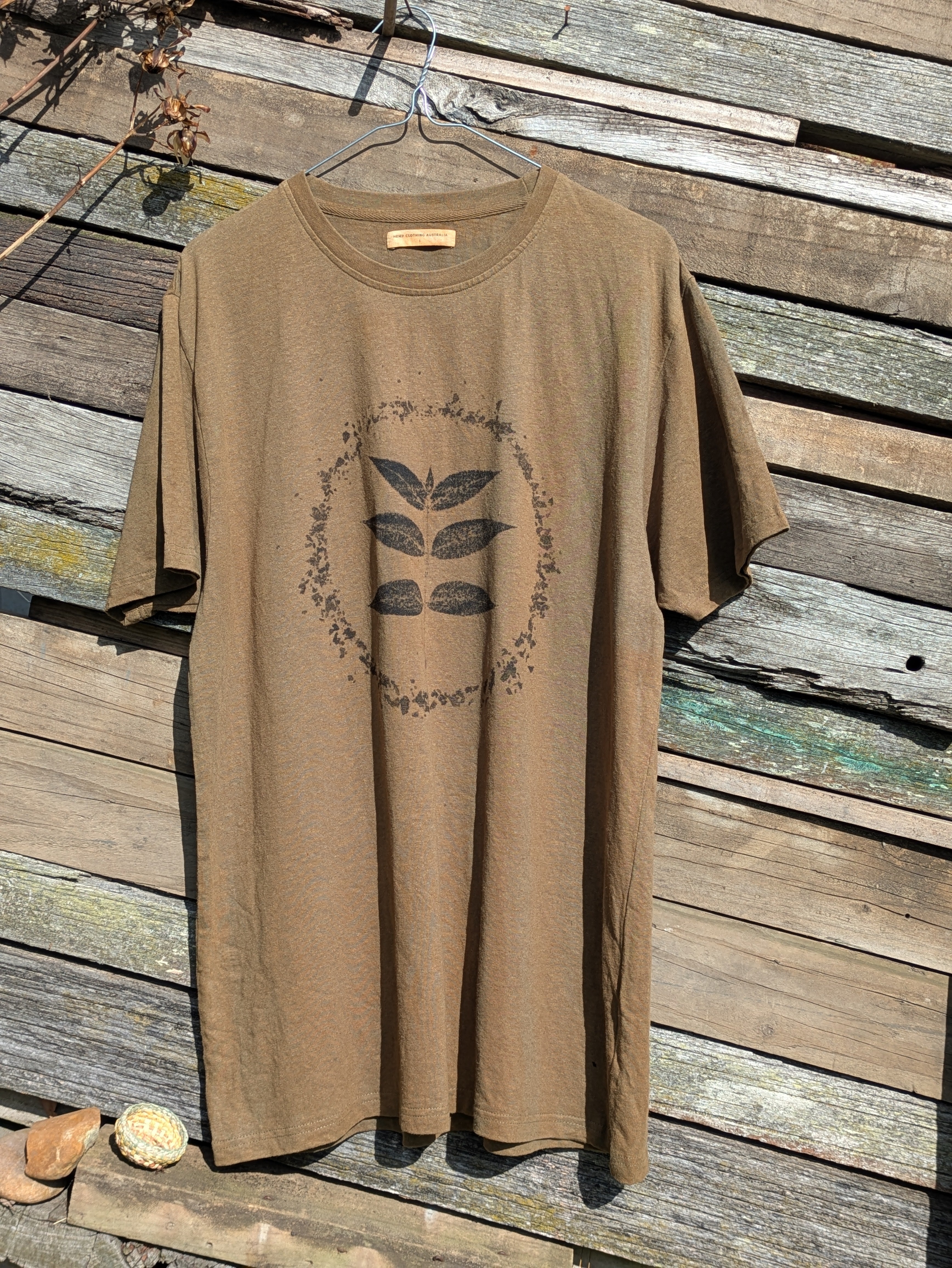 Mens Hemp Eco Printed Tee ~ Olive ~ L