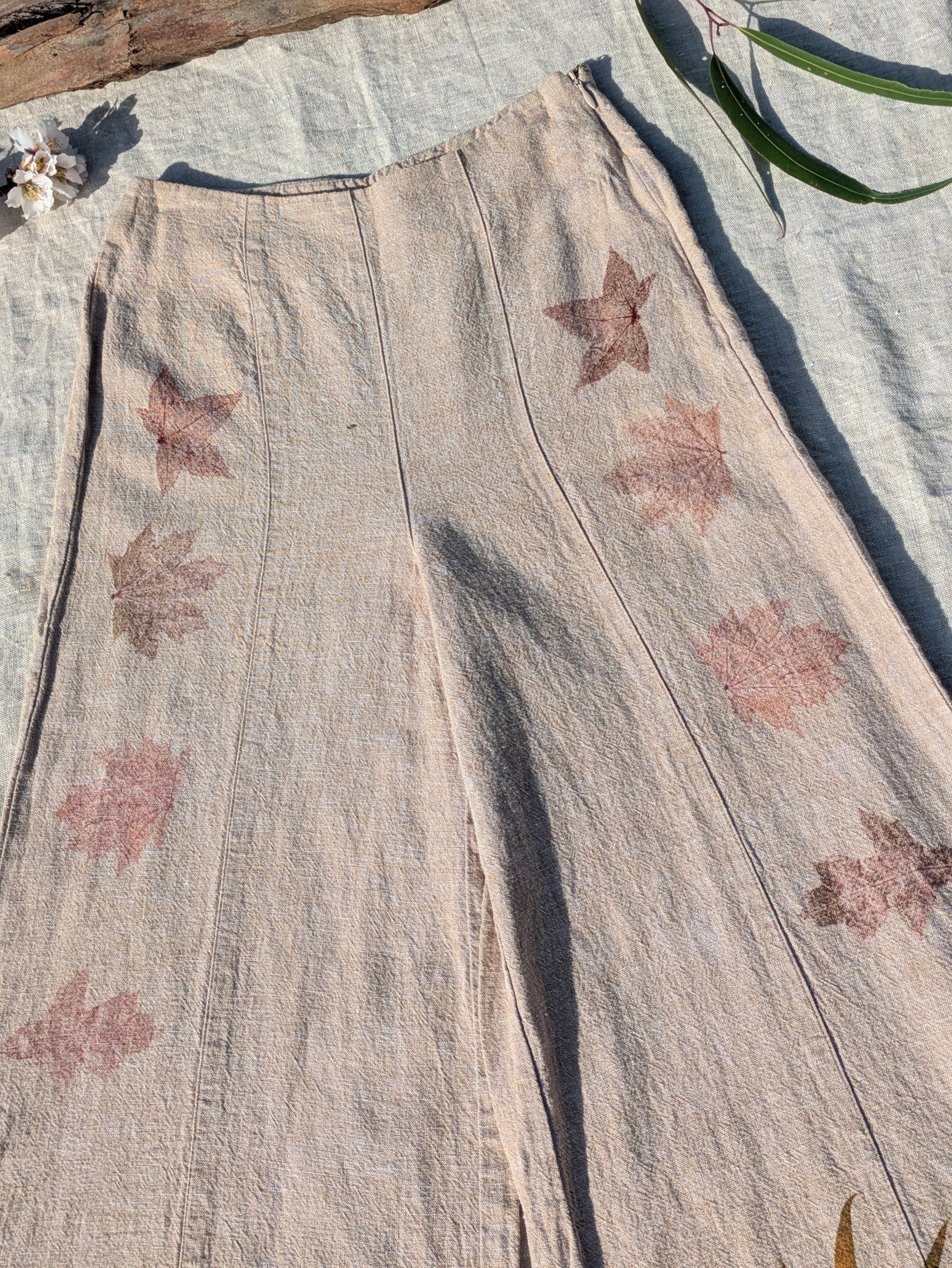 Linen Oak + Maple Leaf Button Trimmed Pant ~ XS