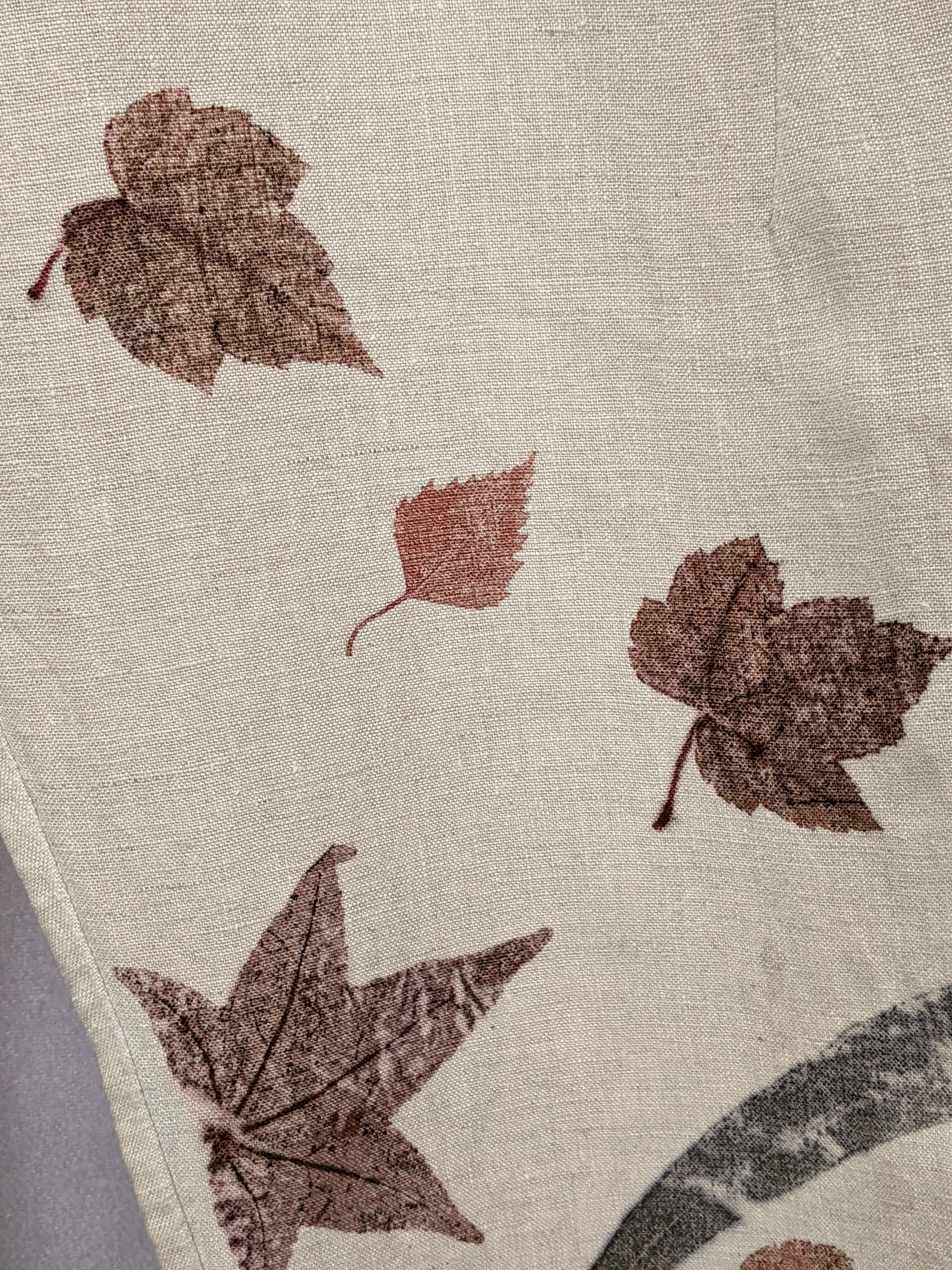 Linen Madder Maple Leaf Pants ~ M ~