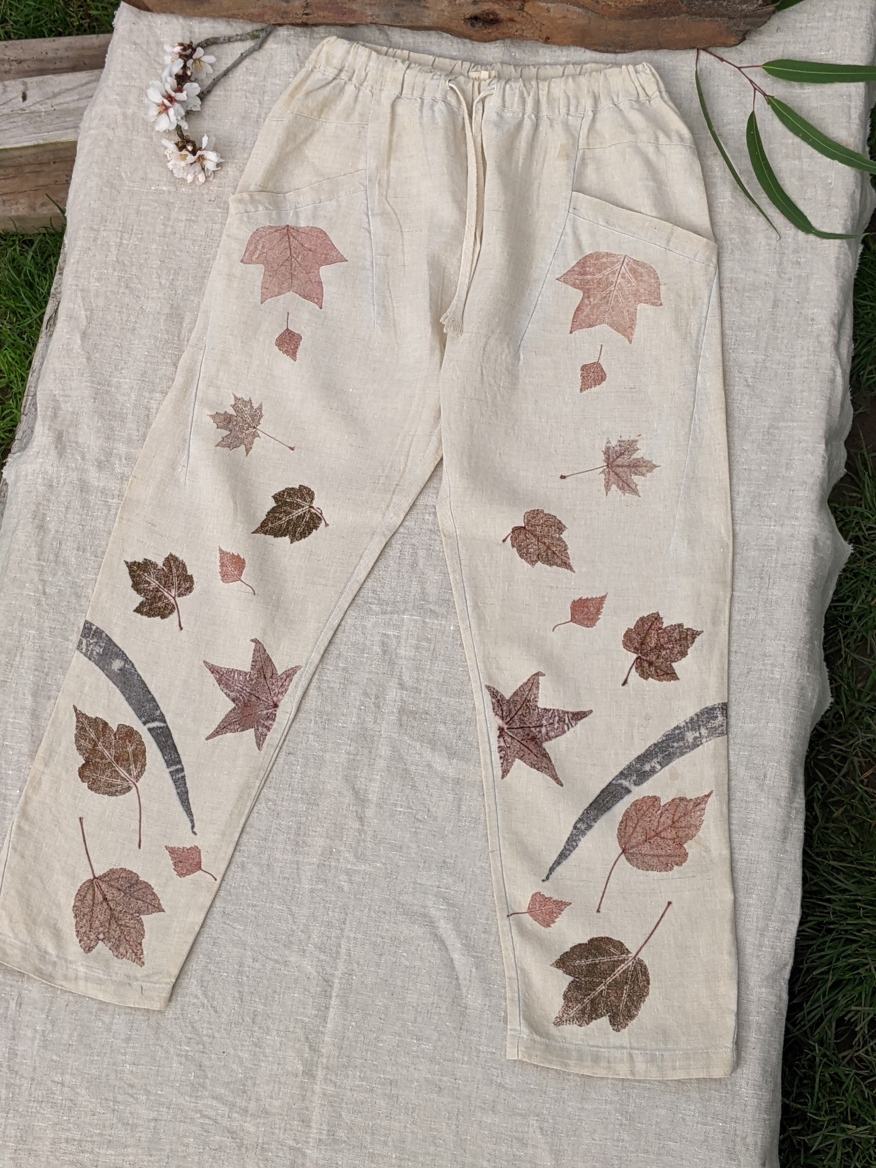 Linen Madder Maple Leaf Pants ~ M ~
