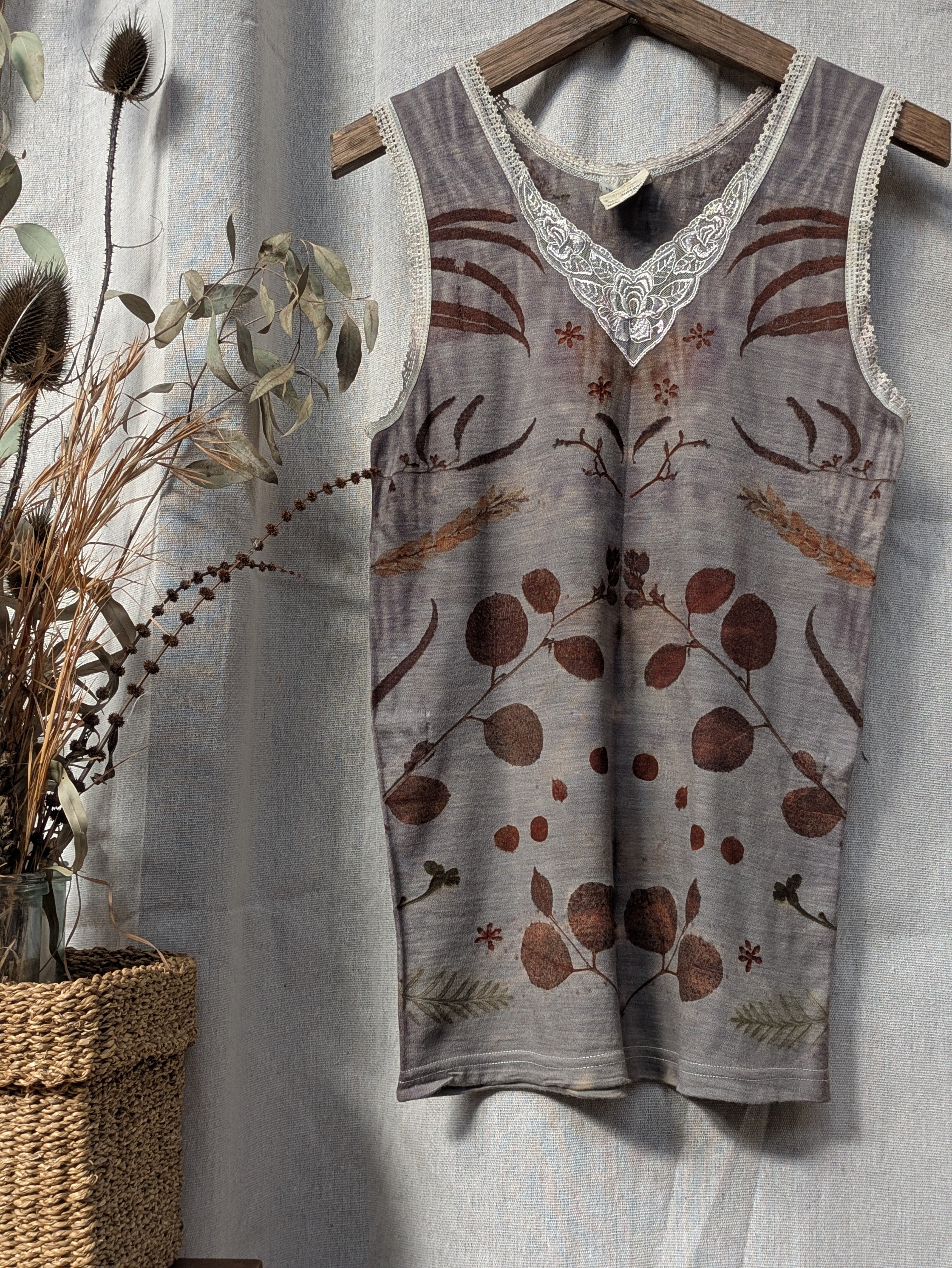 Botanical Merino Singlet Top ~ XL