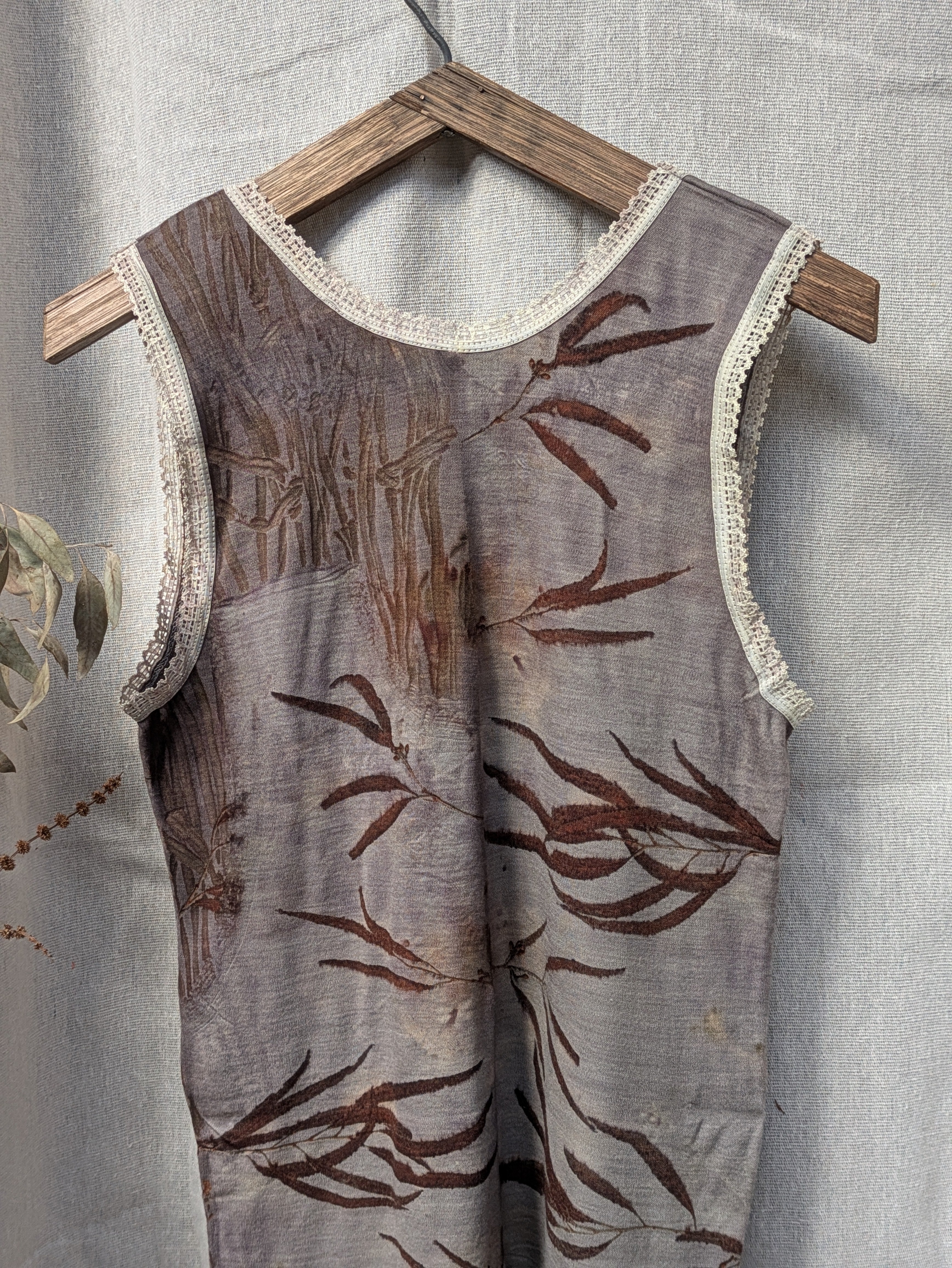 Botanical Merino Singlet Top ~ XL