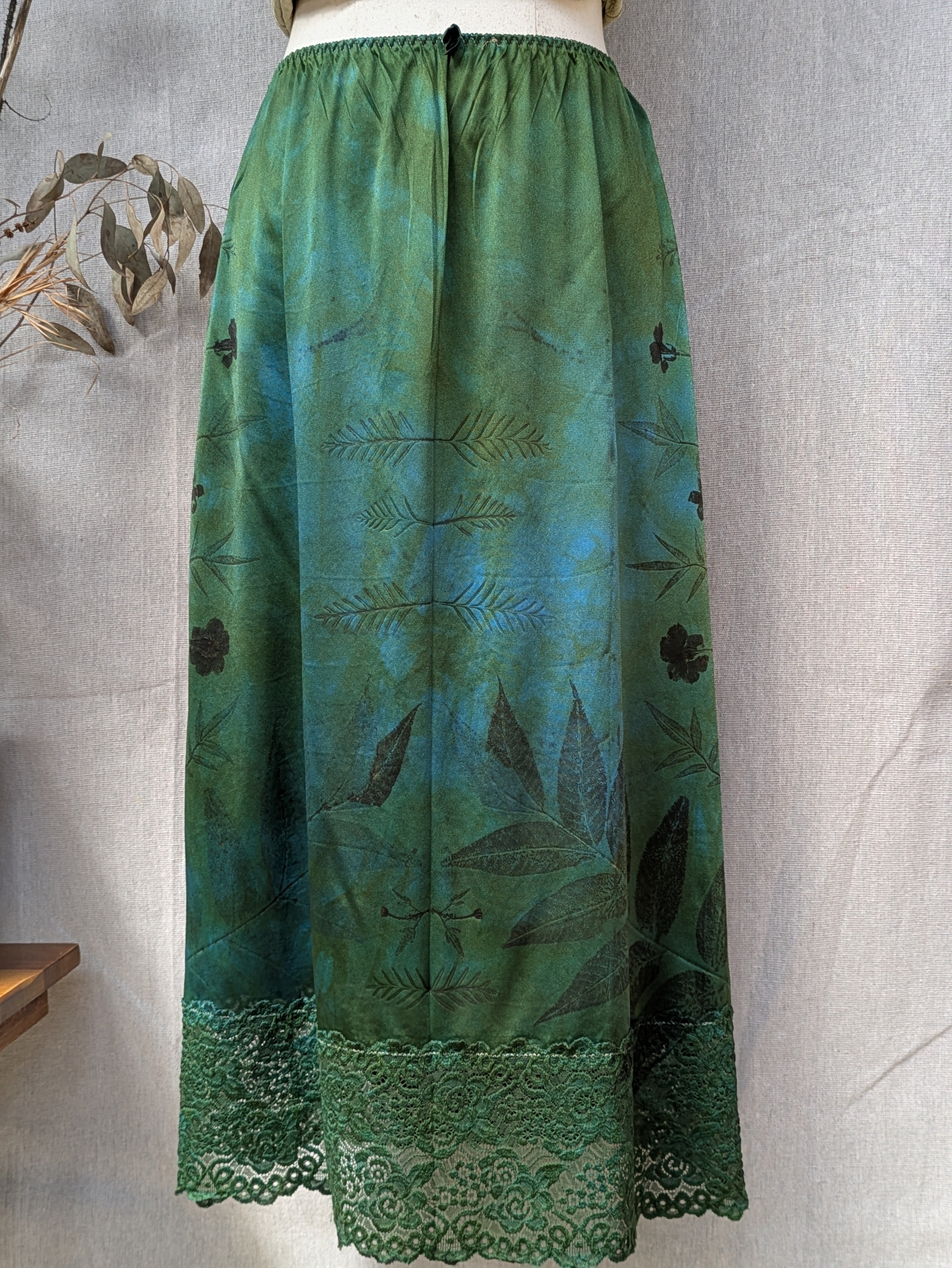 Vintage Lace Petticoat Skirt ~Turquoise Leaf