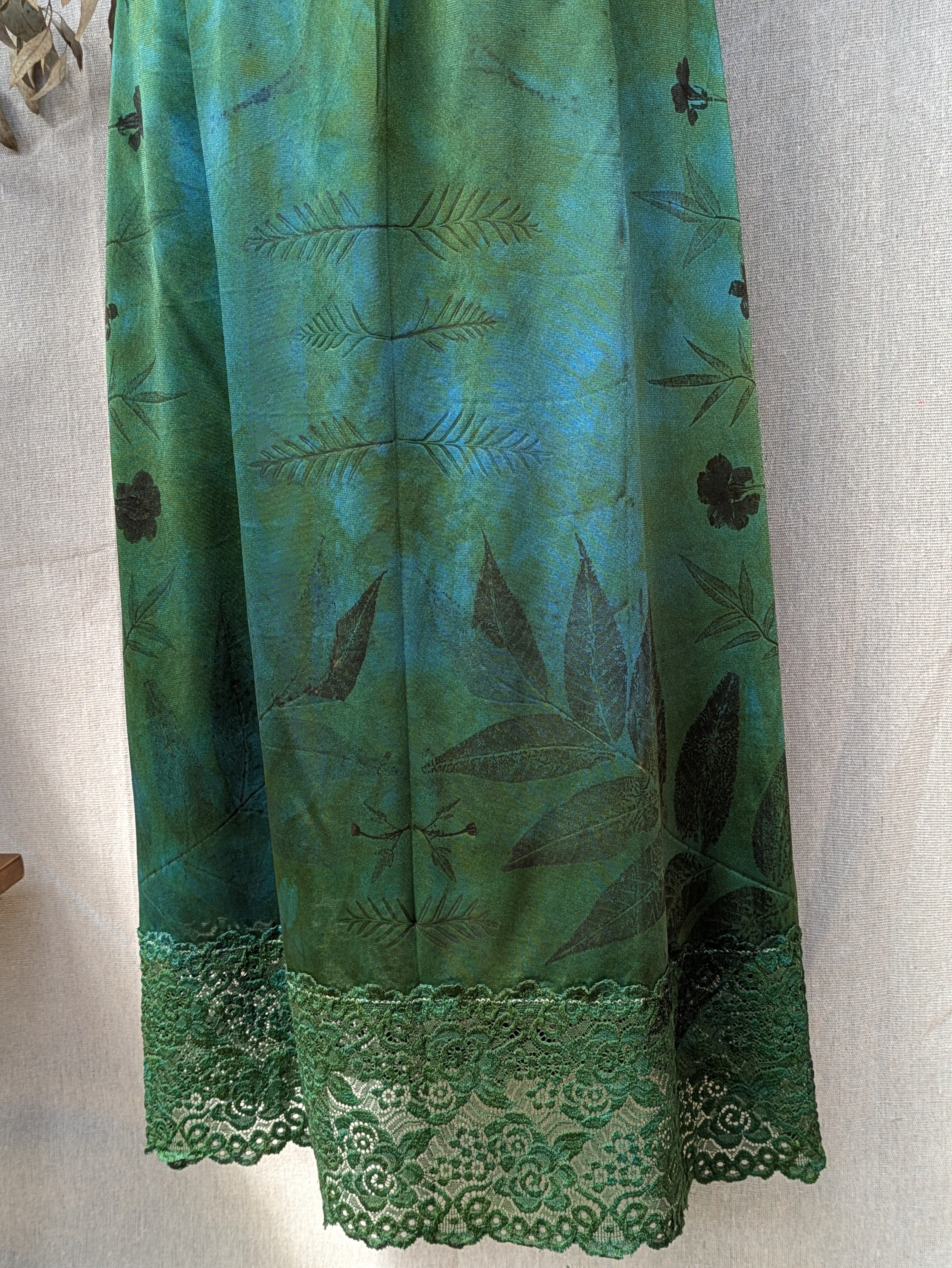 Vintage Lace Petticoat Skirt ~Turquoise Leaf