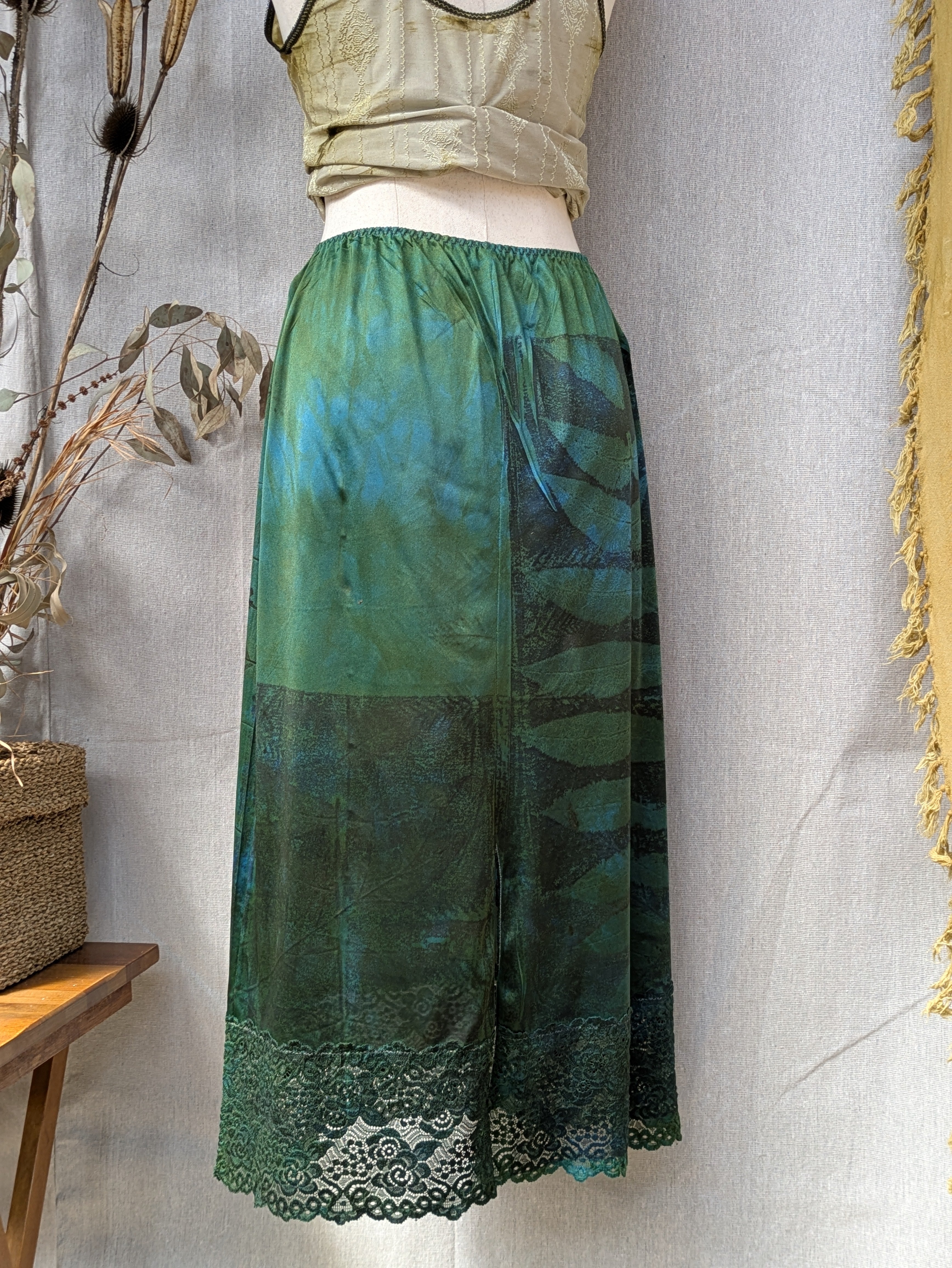 Vintage Lace Petticoat Skirt ~Turquoise Leaf