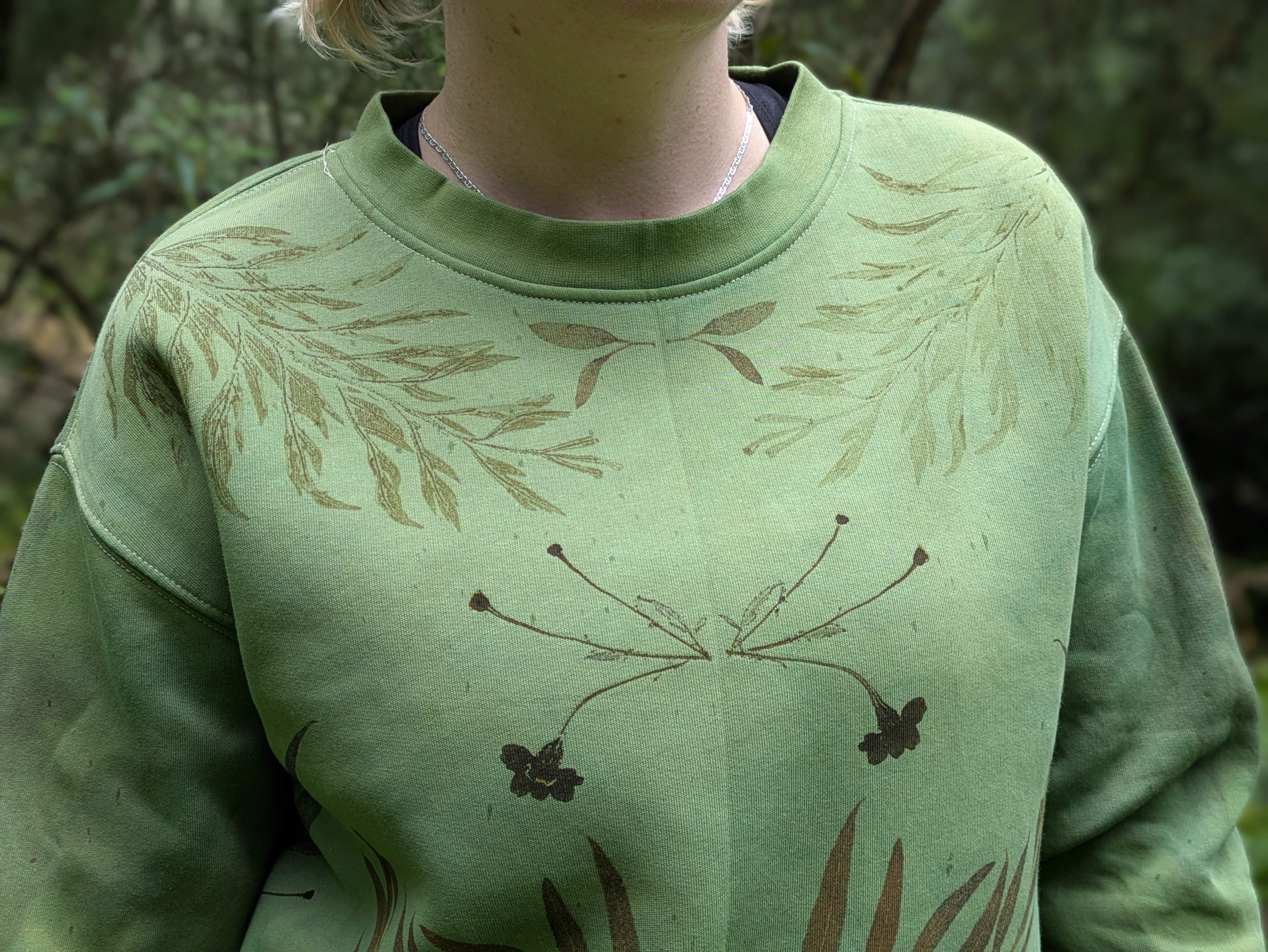 Relaxed Heavy Cropped Sweatshirt ~ S ~ Forest Folk
