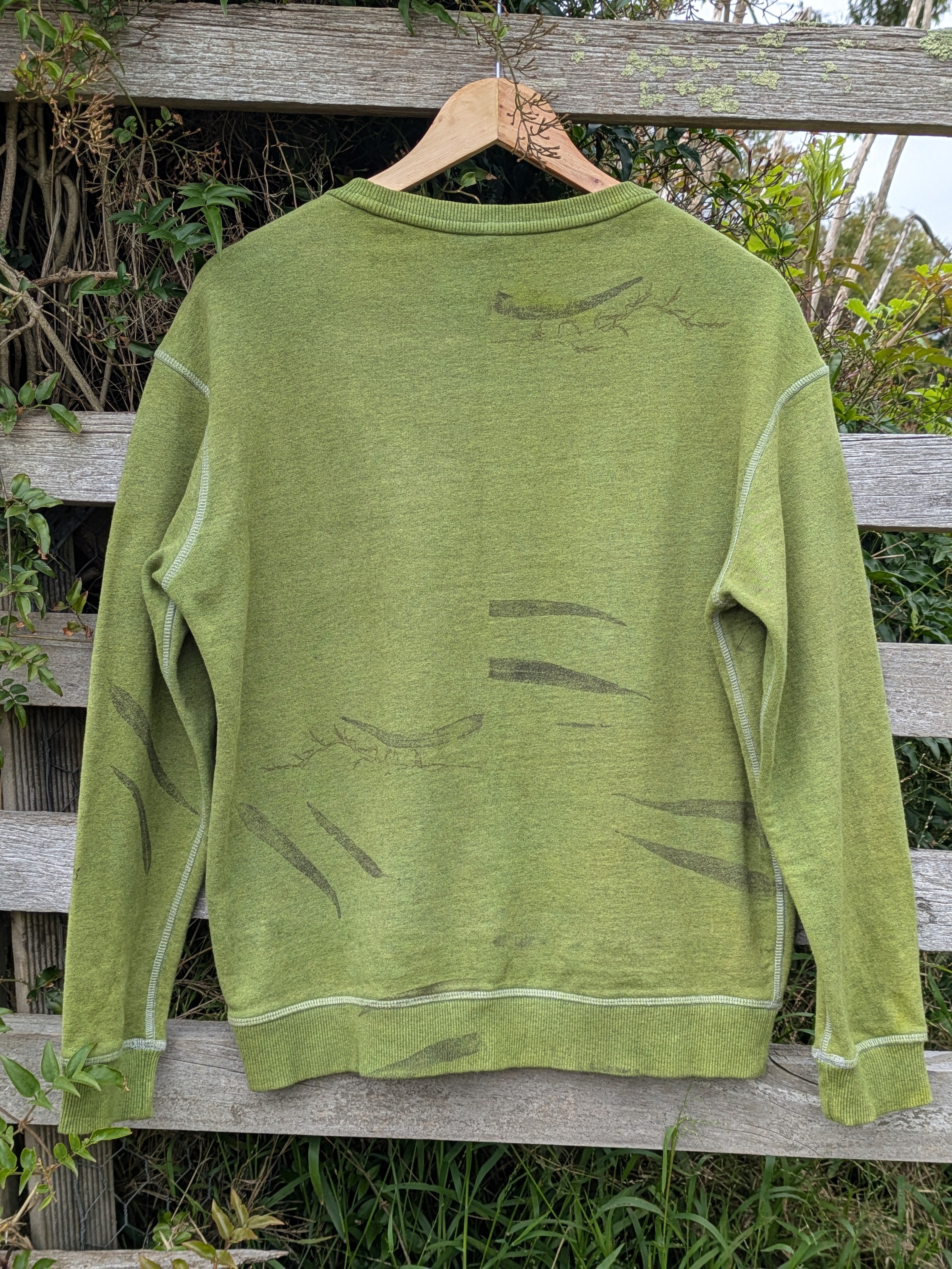 Botanical Cropped Crew ~ M ~ Spring Green ~ 100% Terry Cotton