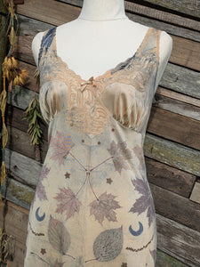 Vintage Lace Petticoat Dress ~ Madder Leaf ~ L