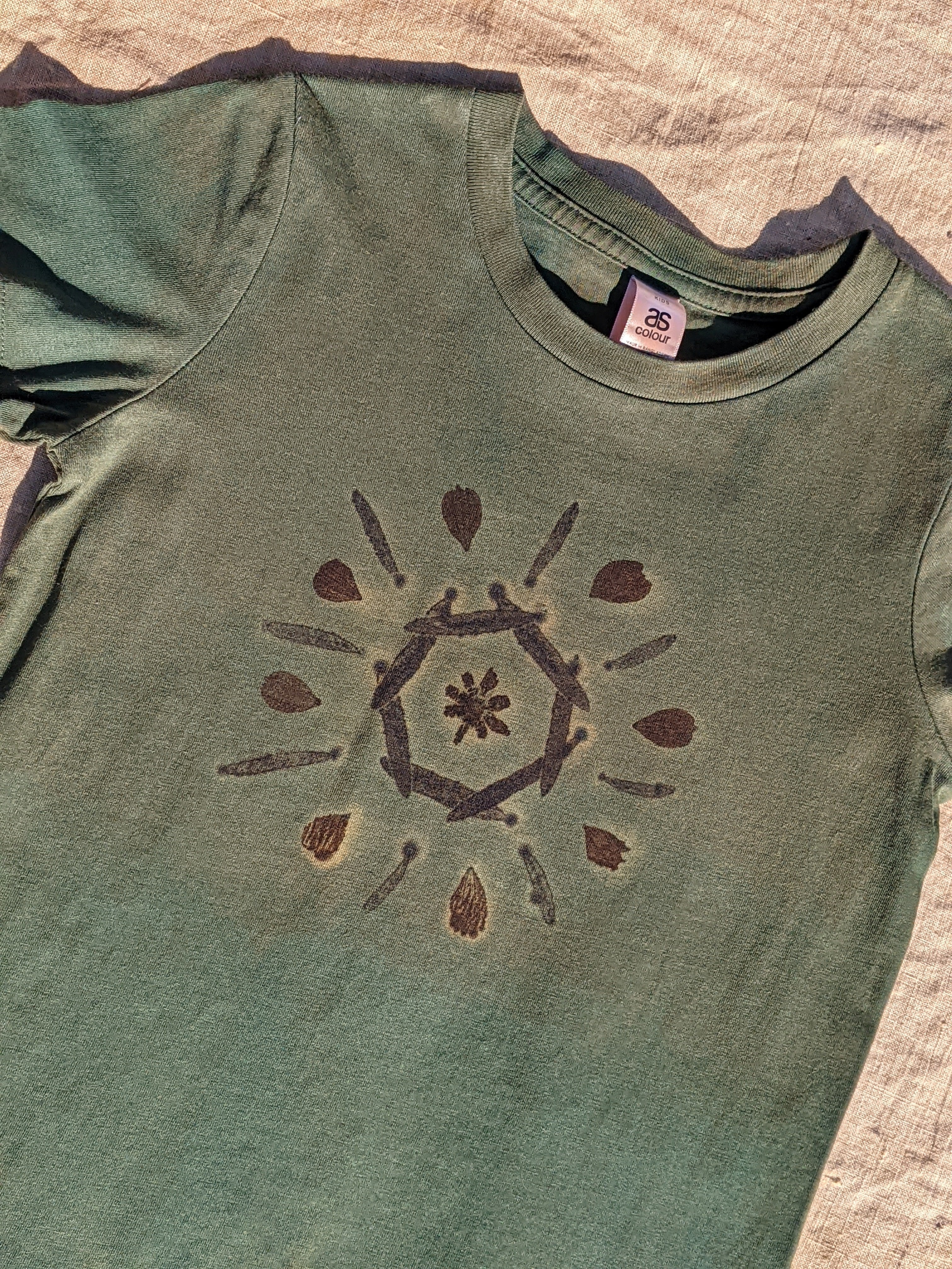 Kids Botanical Tee ~ Forest ~ (Age 6)